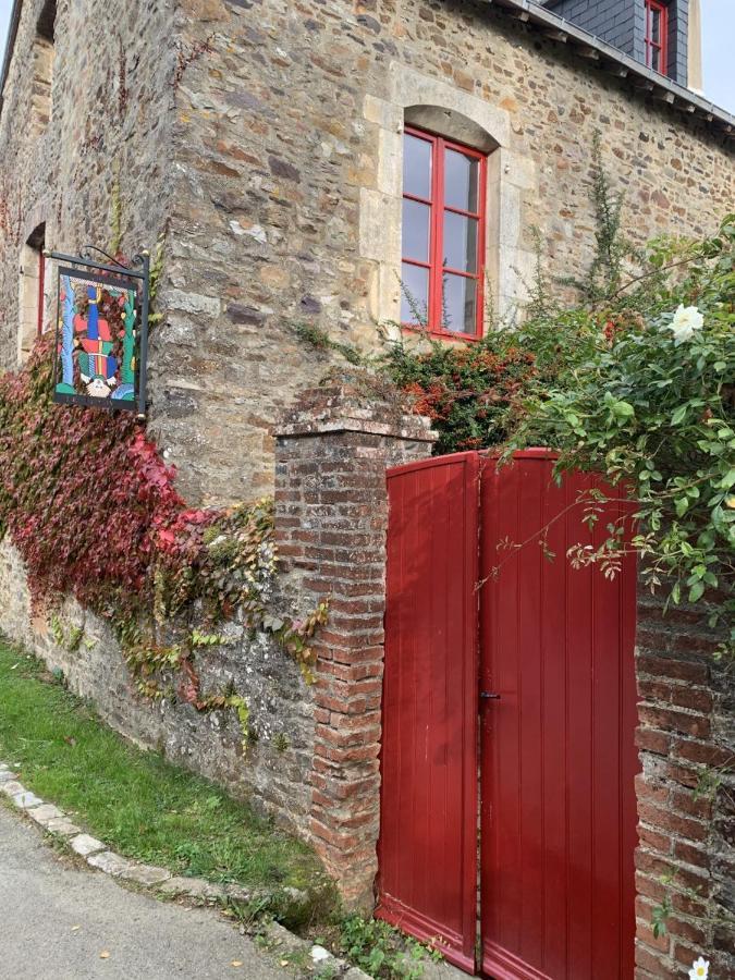 Cote Jardin Acomodação com café da manhã Sainte-Suzanne  Exterior foto